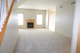 332 Orendorff Way NE, Columbia Heights, MN 55421 - Photo 10