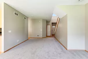 332 Orendorff Way NE, Columbia Heights, MN 55421 - Photo 12