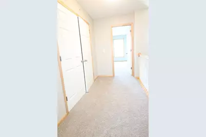 332 Orendorff Way NE, Columbia Heights, MN 55421 - Photo 32