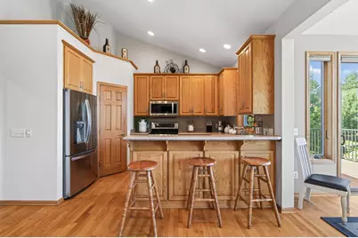 5608 105th Avenue N, Brooklyn Park, MN 55443 - Photo 6