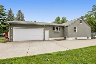 412 Red River Ave S, Cold Spring, MN 56320 - Photo 2
