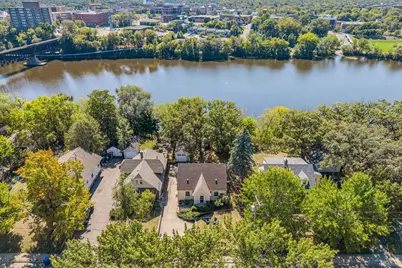 141 Riverside Drive NE, Saint Cloud, MN 56304 - Photo 2