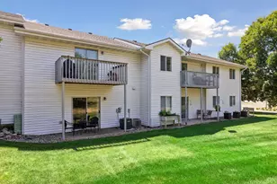 6260 Magda Dr, Maple Grove, MN 55369 - Photo 22