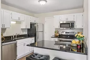 6260 Magda Dr, Maple Grove, MN 55369 - Photo 8