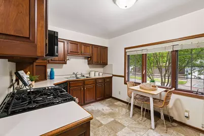 707 Hamline Avenue S, Saint Paul, MN 55116 - Photo 12