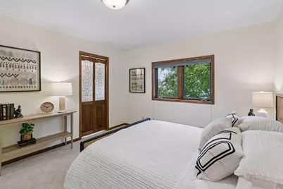 707 Hamline Avenue S, Saint Paul, MN 55116 - Photo 20