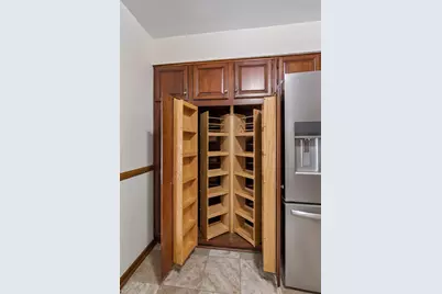 707 Hamline Avenue S, Saint Paul, MN 55116 - Photo 14