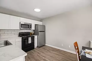234 Cambria Ct, Woodbury, MN 55125 - Photo 6
