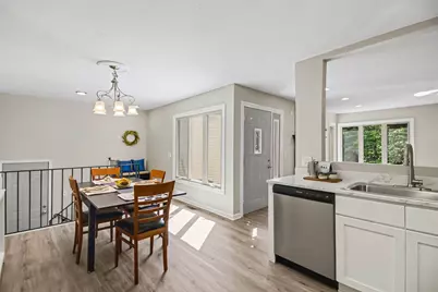 234 Cambria Court, Woodbury, MN 55125 - Photo 4