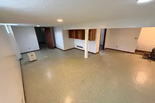 2140 Bush Ave E, Saint Paul, MN 55119 - Photo 14