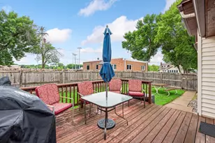 992 Bellows St, West Saint Paul, MN 55118 - Photo 34