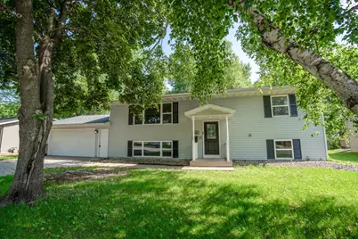 708 Olena Avenue SE, Willmar, MN 56201 - Photo 1