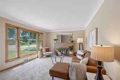 1171 Shryer Avenue W, Roseville, MN 55113 - Photo 6