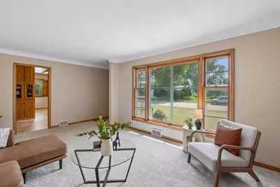 1171 Shryer Avenue W, Roseville, MN 55113 - Photo 8