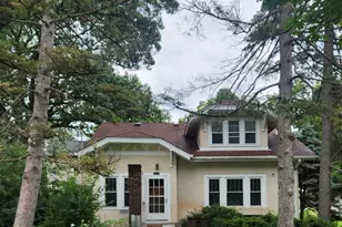 1434 Hythe St, Saint Paul, MN 55108 - Photo 1