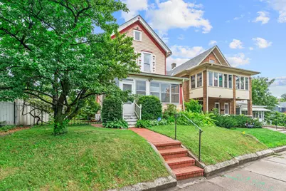 689 Oakdale Avenue, Saint Paul, MN 55107 - Photo 2