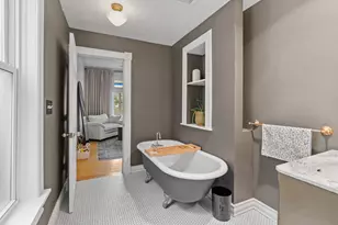 689 Oakdale Ave, Saint Paul, MN 55107 - Photo 28