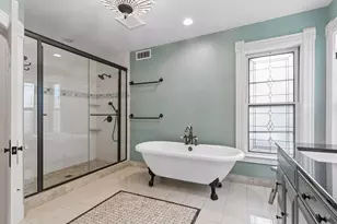 422 Laurel Ave, Saint Paul, MN 55102 - Photo 52