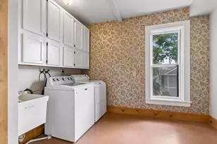 422 Laurel Ave, Saint Paul, MN 55102 - Photo 56