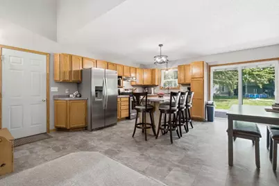 512 19th Street N, Menomonie, WI 54751 - Photo 6