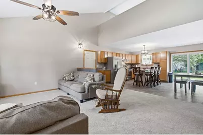 512 19th Street N, Menomonie, WI 54751 - Photo 4
