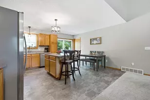 512 19th St N, Menomonie, WI 54751 - Photo 12