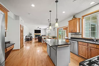 2466 Lone Eagle Trail, Woodbury, MN 55129 - Photo 10