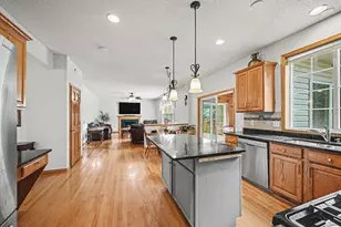 2466 Lone Eagle Trail, Woodbury, MN 55129 - Photo 10
