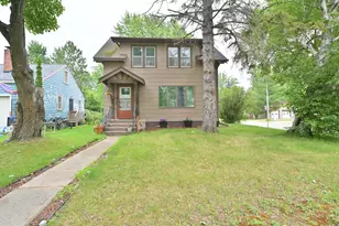 502 NE 4th Ave, Grand Rapids, MN 55744 - Photo 1