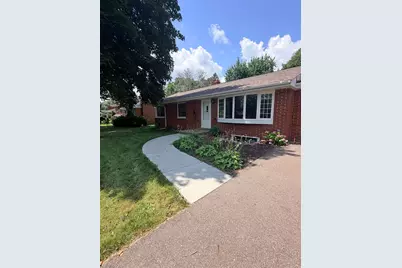 2597 Southlawn Drive, Maplewood, MN 55109 - Photo 2