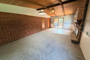 2597 Southlawn Dr, Maplewood, MN 55109 - Photo 10