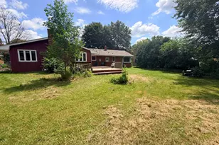 2597 Southlawn Dr, Maplewood, MN 55109 - Photo 4