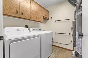 661 Belland Ave, Vadnais Heights, MN 55127 - Photo 22