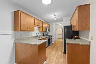661 Belland Ave, Vadnais Heights, MN 55127 - Photo 10