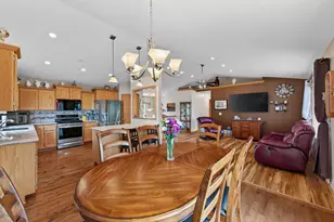 878 Kelly St, Lino Lakes, MN 55014 - Photo 6