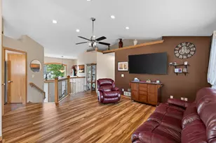 878 Kelly St, Lino Lakes, MN 55014 - Photo 4