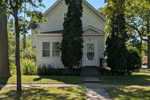 427 16th Ave N, Saint Cloud, MN 56303 - Photo 1