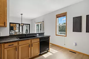 19631 Escalade Way, Farmington, MN 55024 - Photo 6