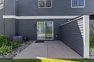 1755 Donegal Dr, Woodbury, MN 55125 - Photo 28