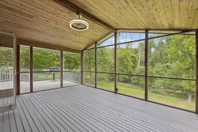 24850 Amlee Road, Shorewood, MN 55331 - Photo 8