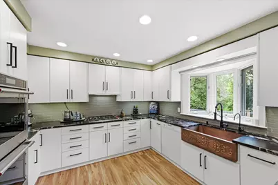 8913 S Minnehaha Circle, Saint Louis Park, MN 55426 - Photo 24