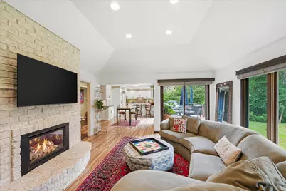 8913 S Minnehaha Circle, Saint Louis Park, MN 55426 - Photo 18