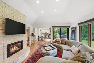 8913 S Minnehaha Cir, Saint Louis Park, MN 55426 - Photo 18