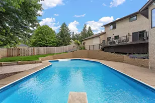8030 Somerset Rd, Woodbury, MN 55125 - Photo 6