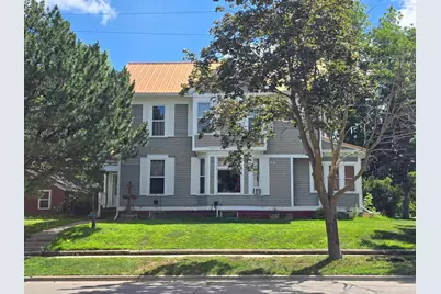 103 4th Street SE, Pipestone, MN 56164 - Photo 2