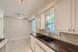 3845 Vera Cruz Ave N, Robbinsdale, MN 55422 - Photo 4