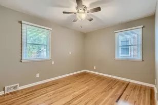 3845 Vera Cruz Ave N, Robbinsdale, MN 55422 - Photo 6