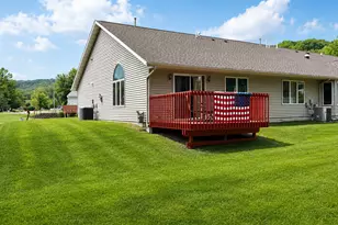 86 Knopp Valley Dr, Winona, MN 55987 - Photo 2