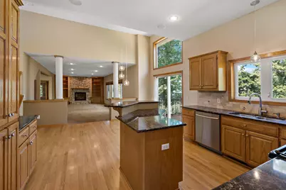 701 Heron Circle N, Oakdale, MN 55128 - Photo 10