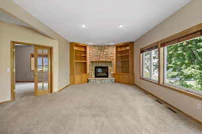 701 Heron Circle N, Oakdale, MN 55128 - Photo 12